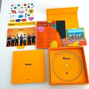 BTS K-Pop Music CD & Photocard
